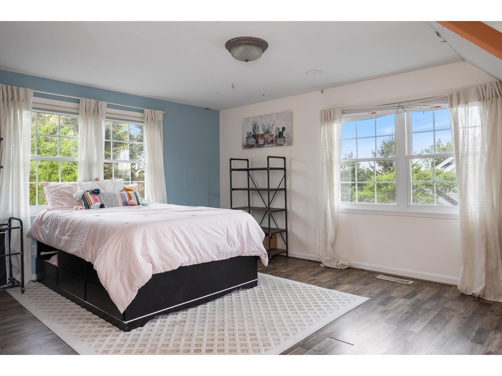 37 Tabor Place