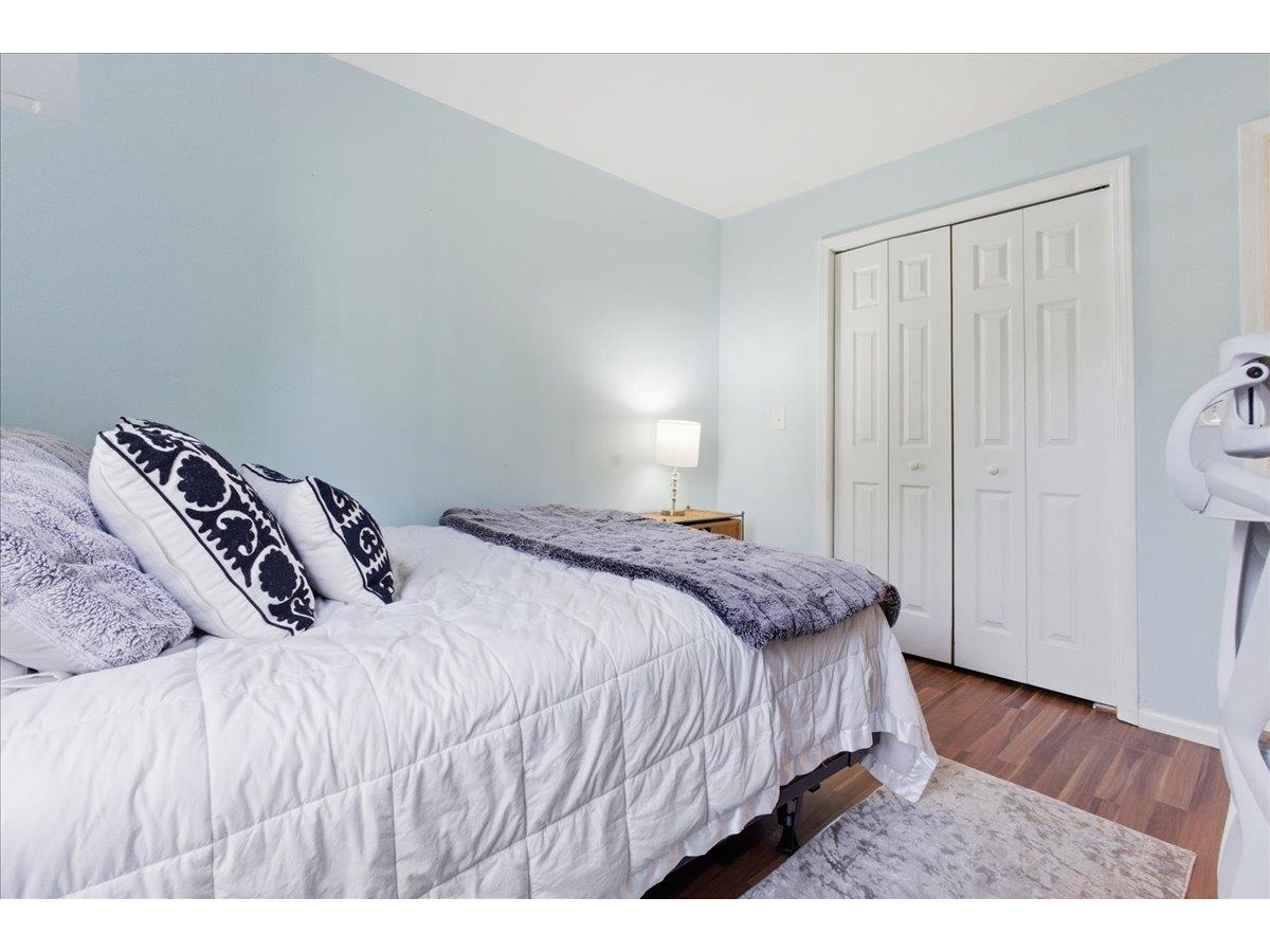 37 Twin Oaks Terrace