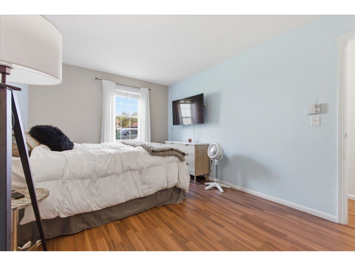 37 Twin Oaks Terrace