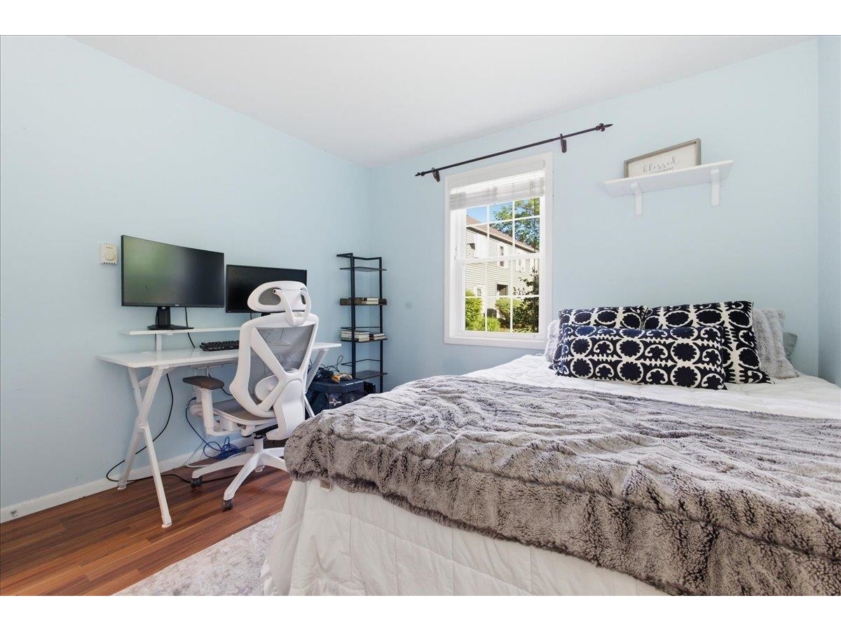 37 Twin Oaks Terrace
