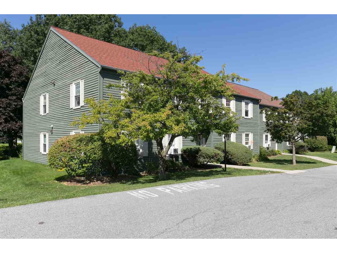 37 Twin Oaks Terrace, Unit 37