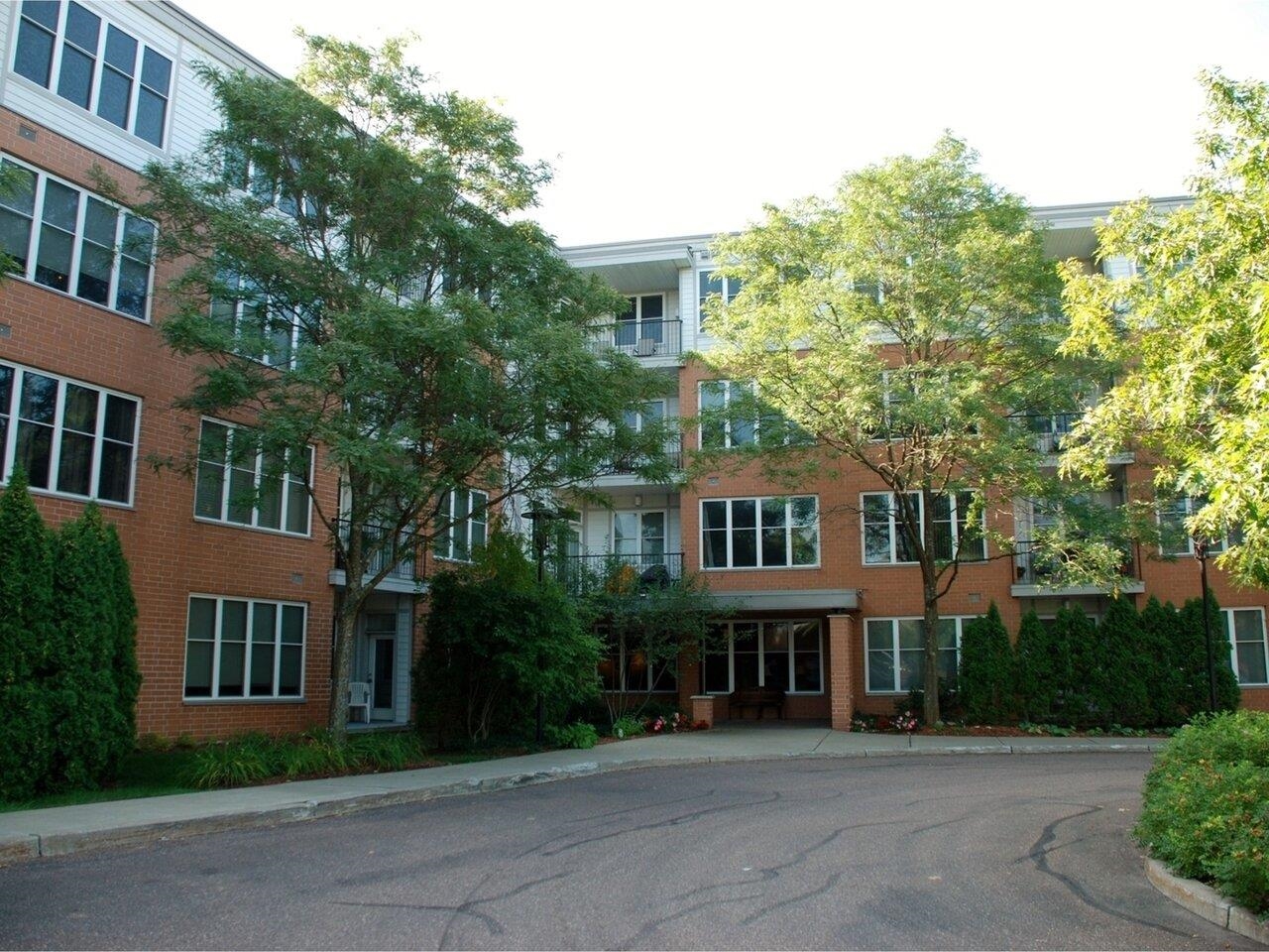 370 Farrell Street, Unit 202