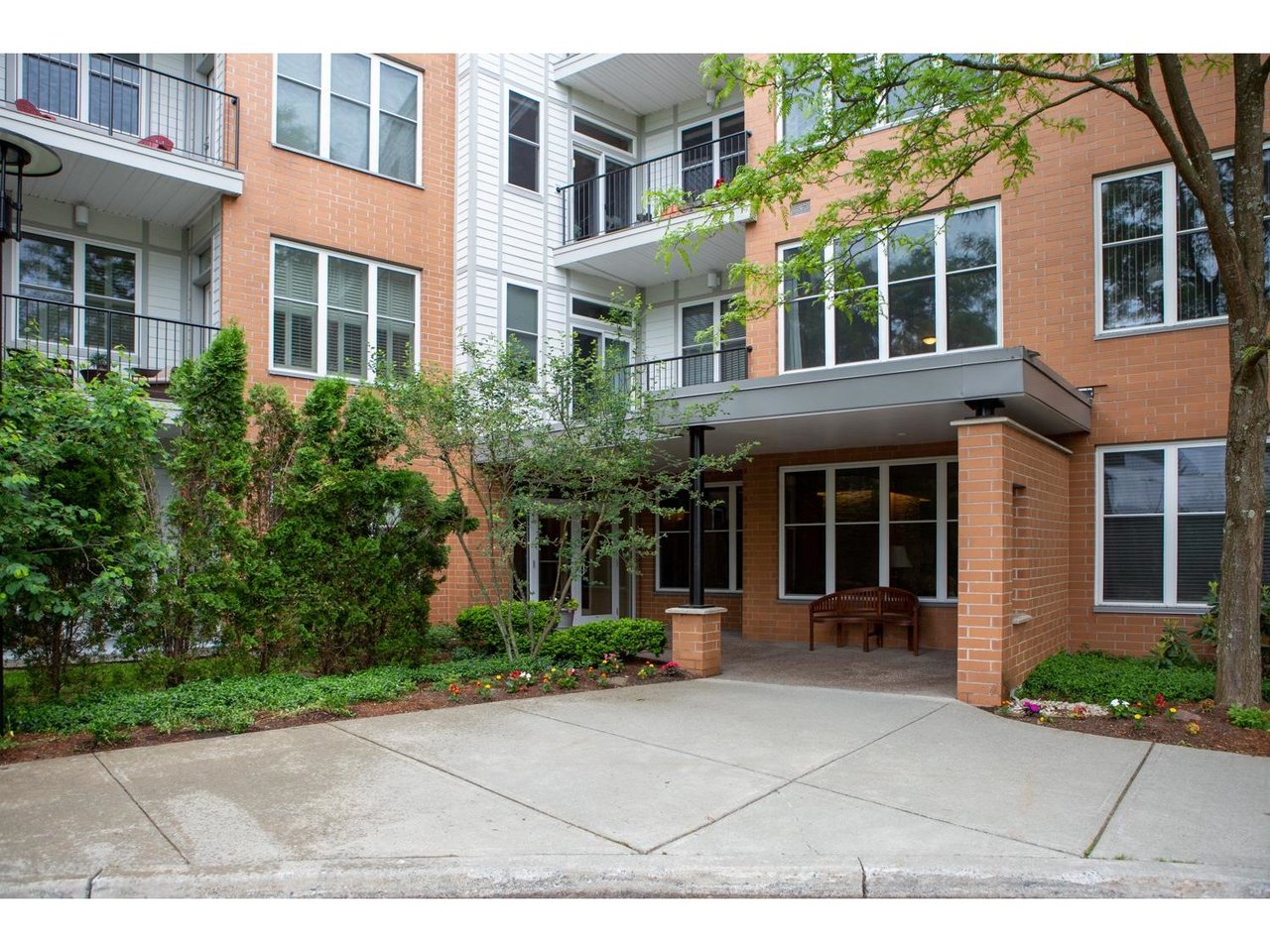 370 Farrell Street, Unit 207