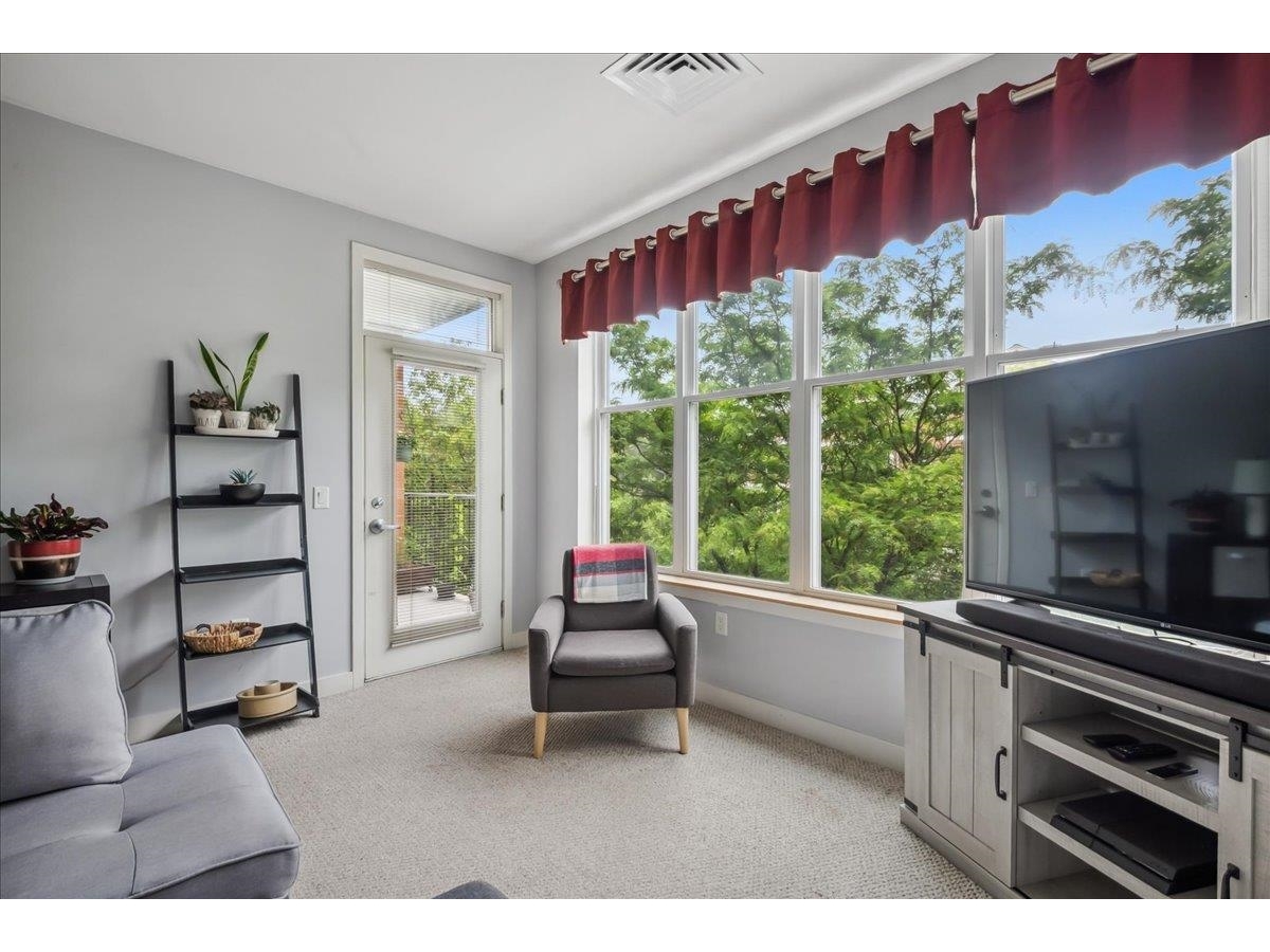 370 Farrell Street, Unit 217