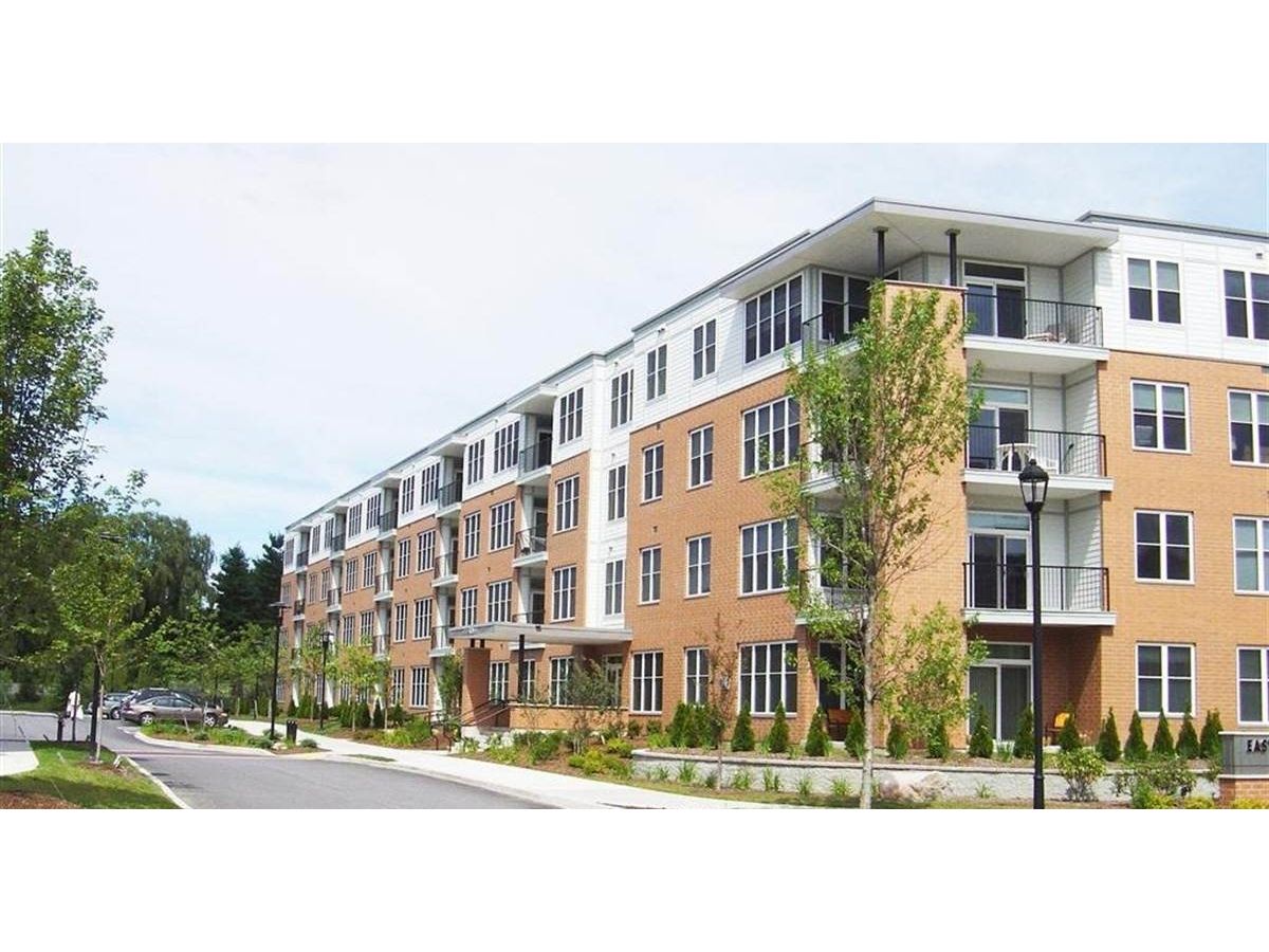 370 Farrell Street, Unit #306