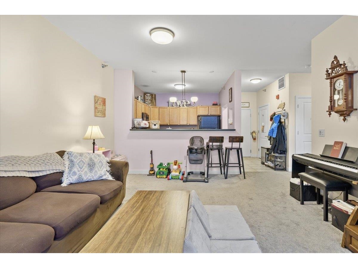 370 Farrell Street, Unit 306