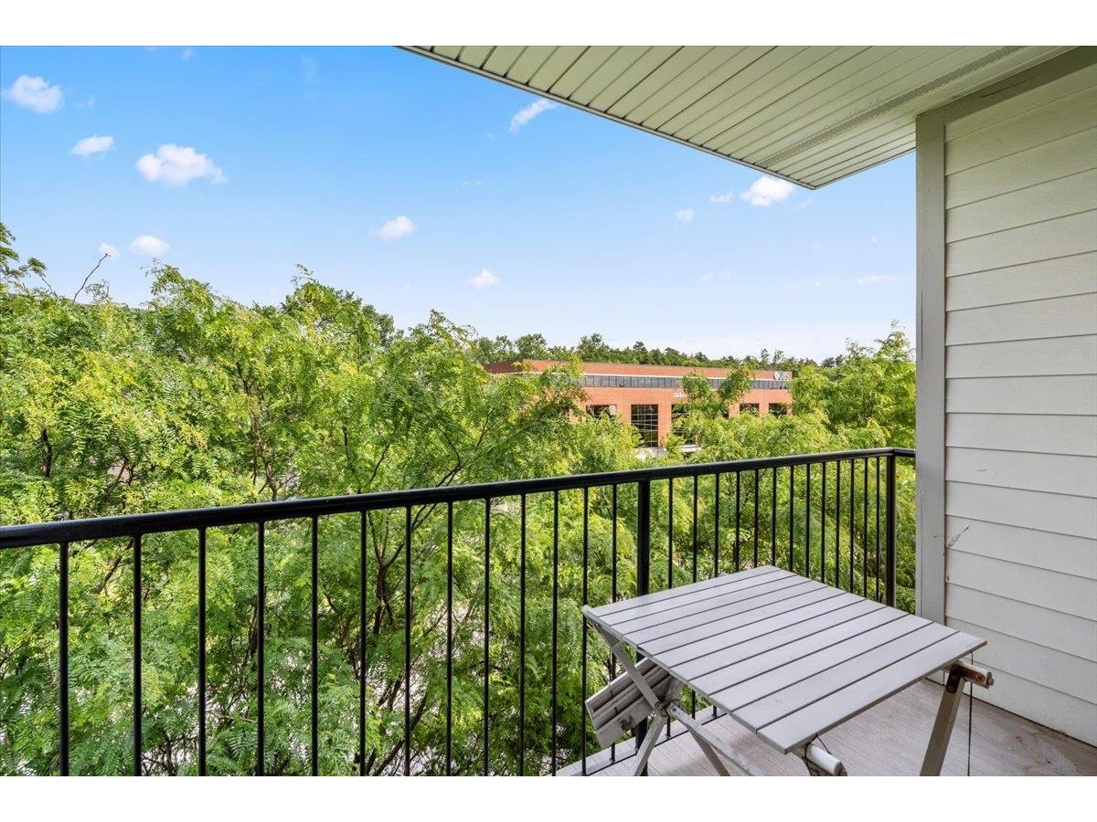 370 Farrell Street, Unit 401