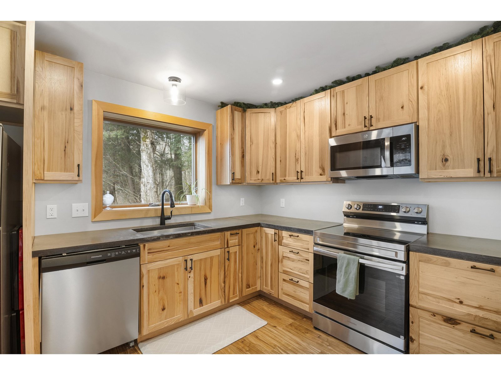 371 Maplewood Common
