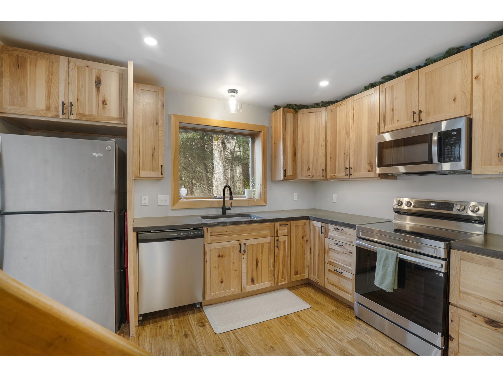 371 Maplewood Common
