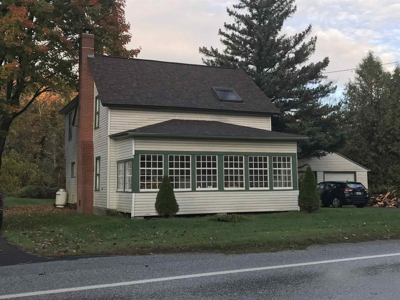 372 Main Street