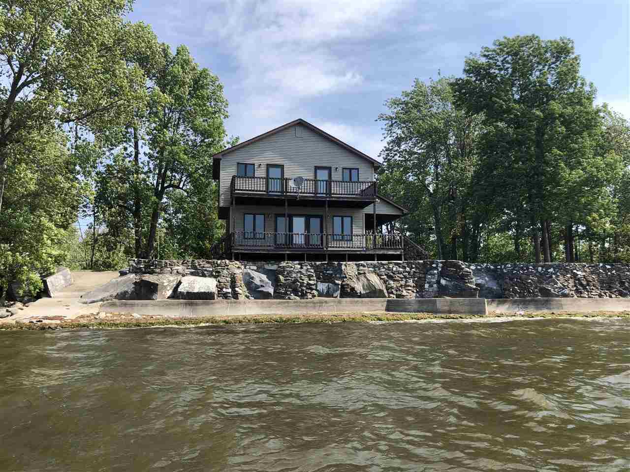 372 Windmill Point East