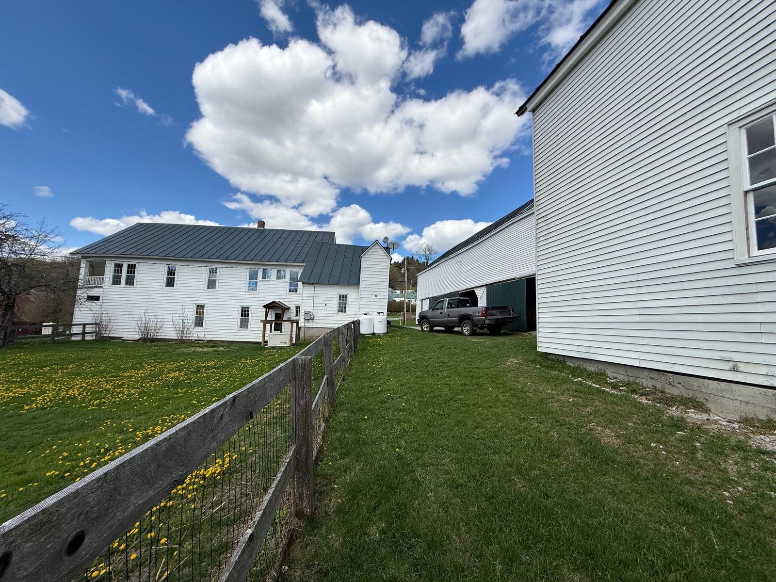 374 Corinth-Topsham Road