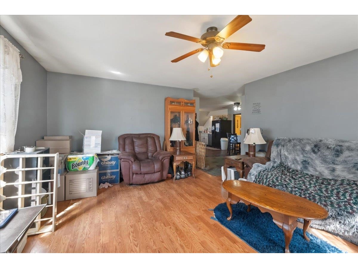 374 Lake Road
