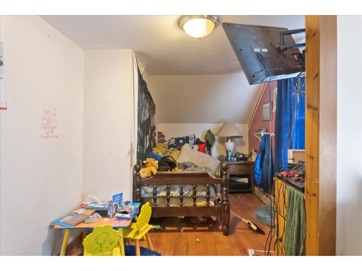 374 Lake Road