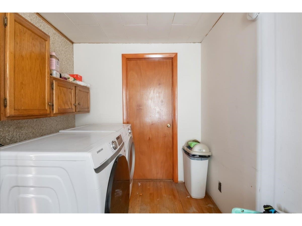 374 Lake Road