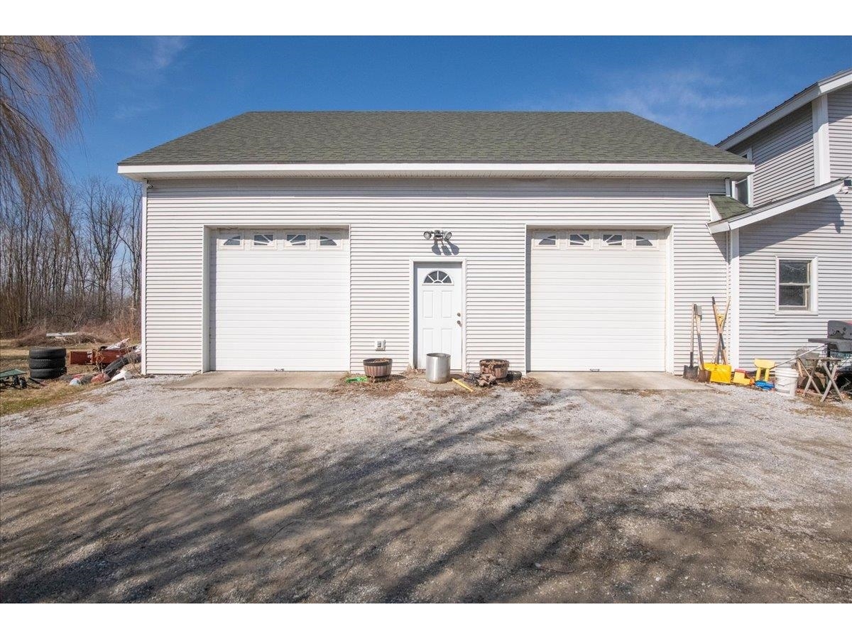 374 Lake Road