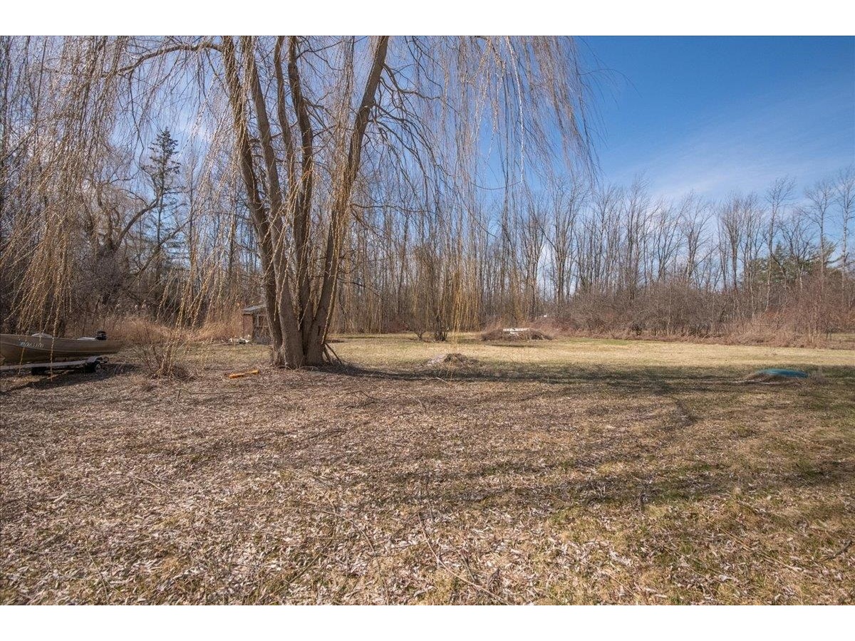 374 Lake Road