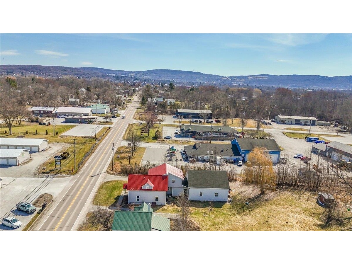 374 Lake Road