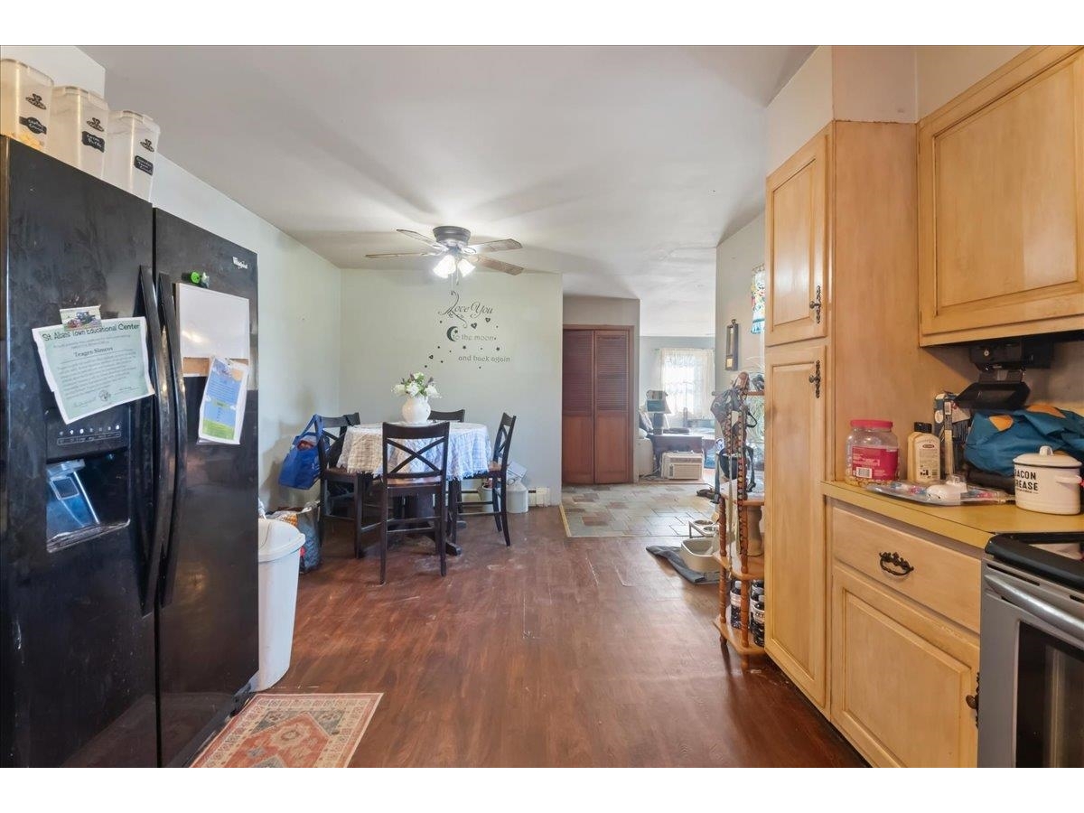 374 Lake Road
