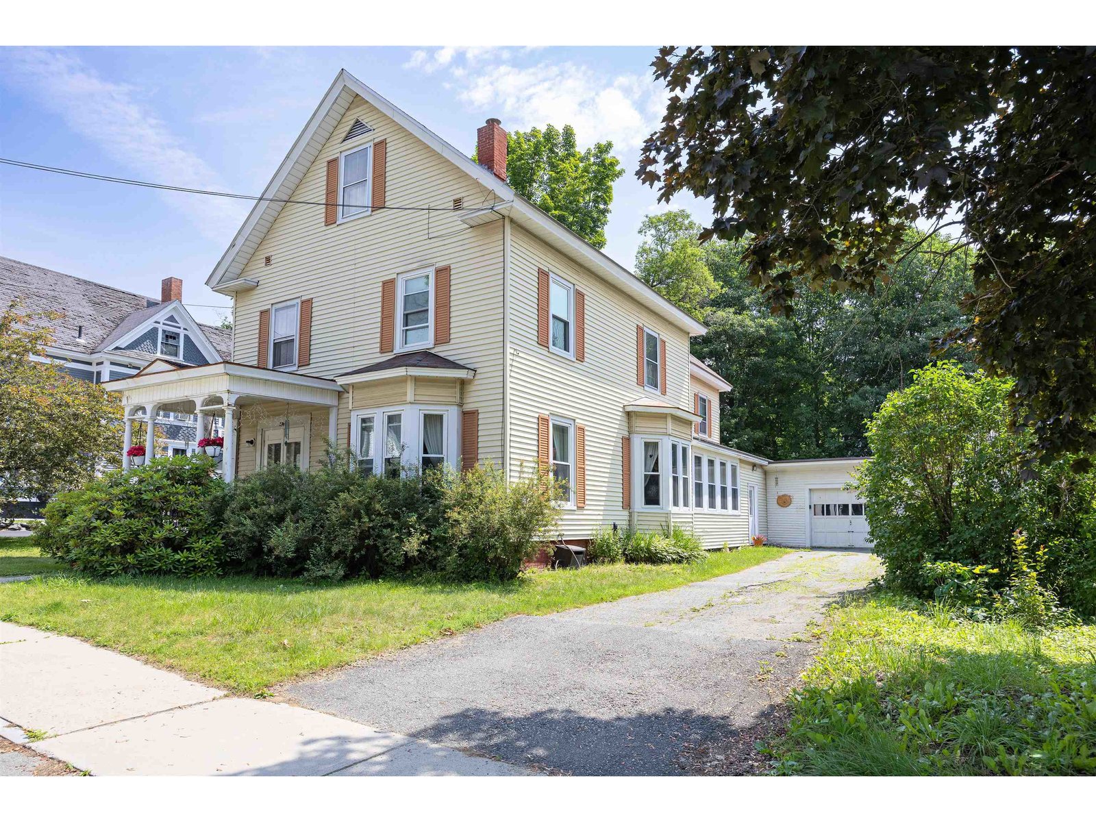 374 Spring Street
