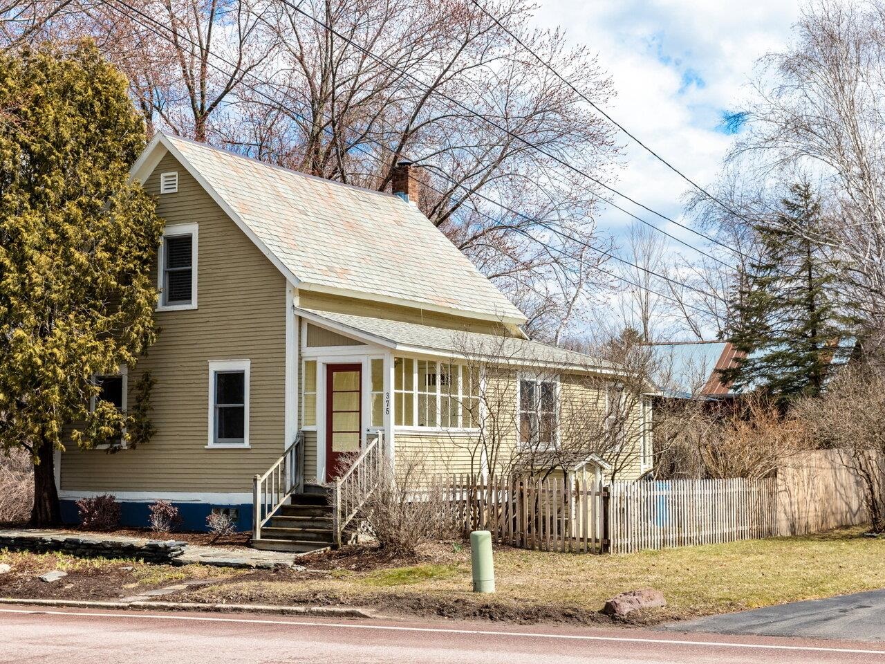 Charming farmhouse