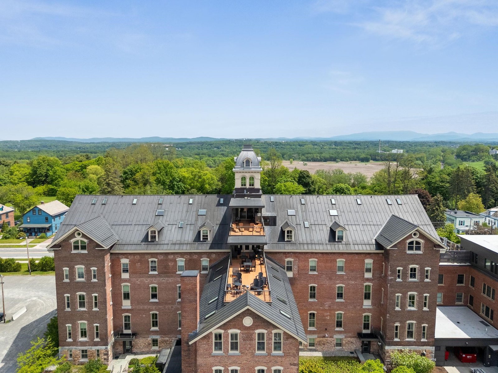 375 North Avenue, Unit 503