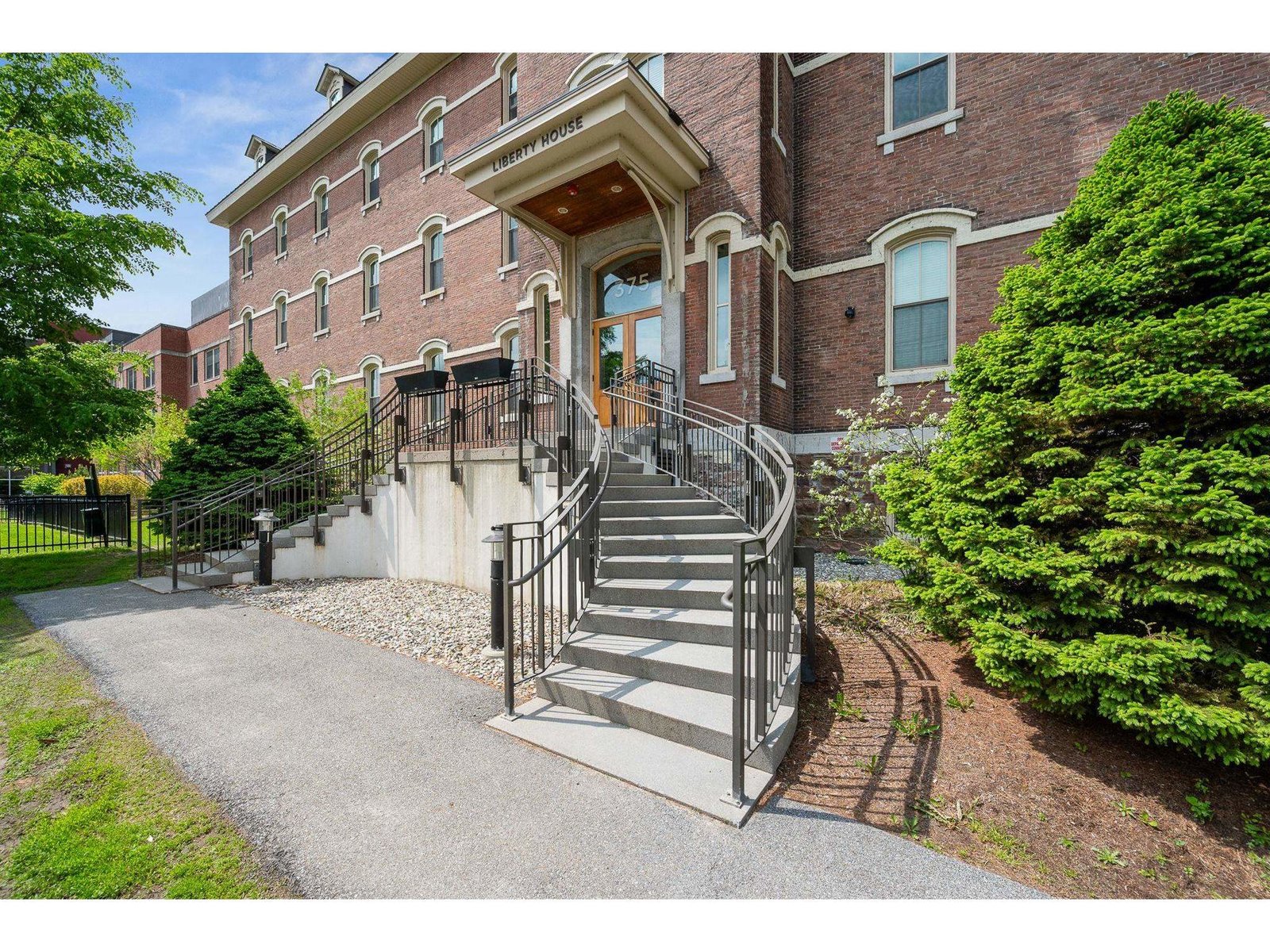 375 North Avenue, Unit 503