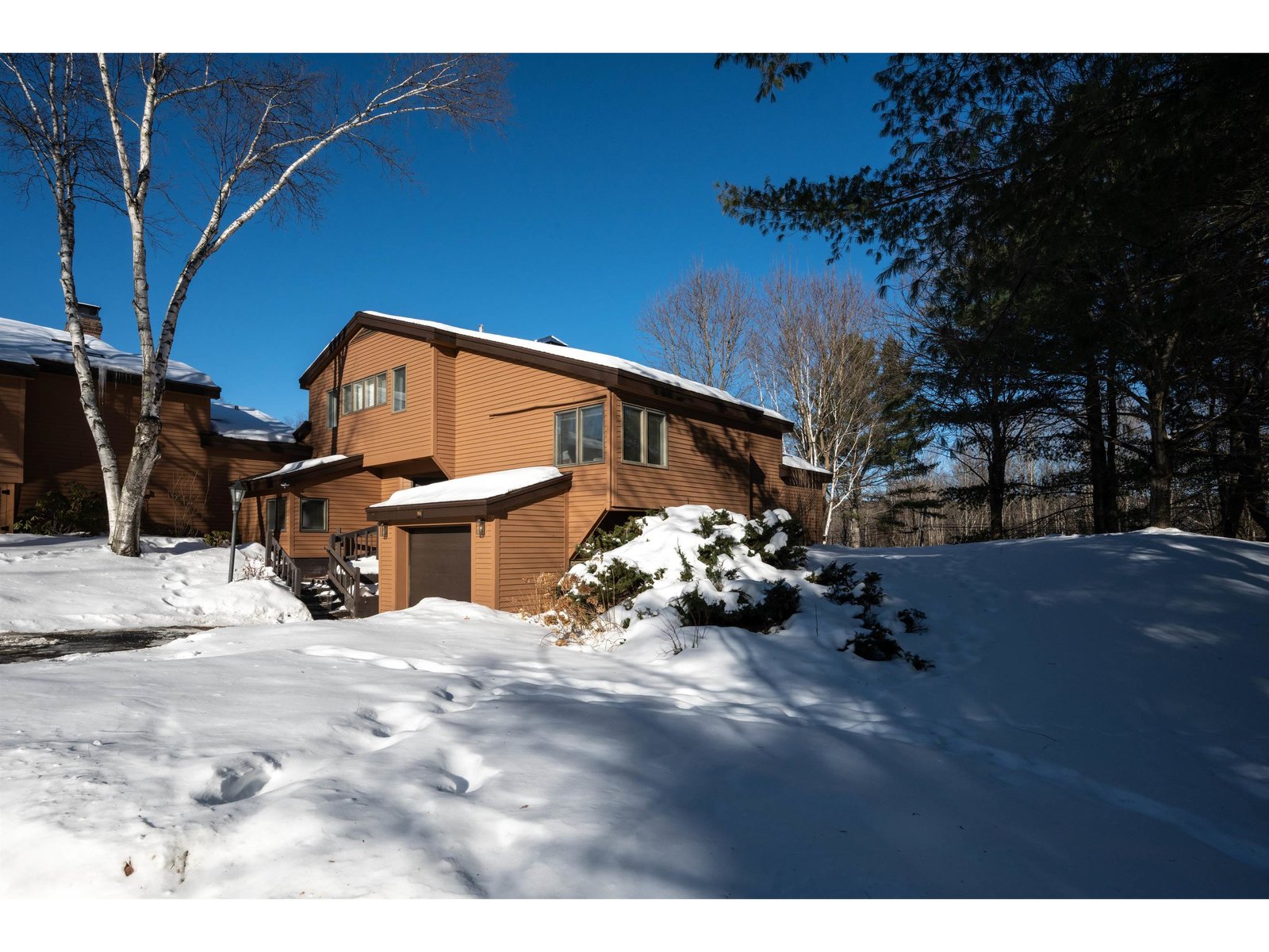 3755 Quechee Main Street, Unit 9A