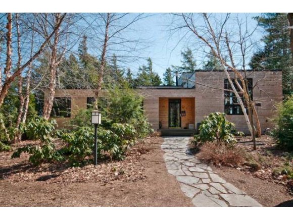 376 East Shore Rd
