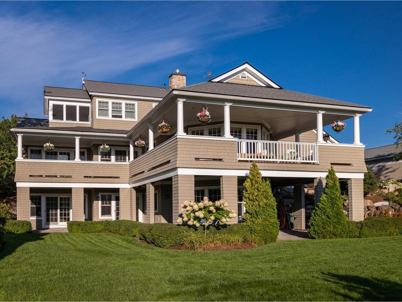 376 Golf Course Road