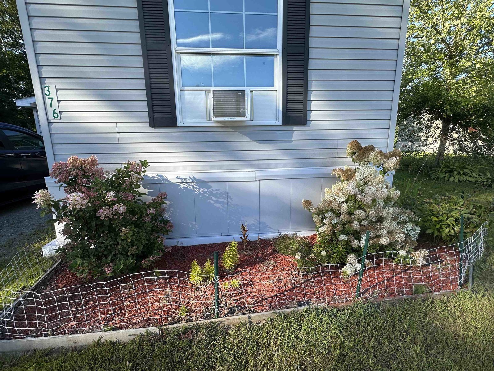 376 W Highland Drive