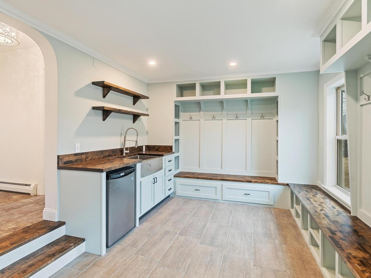379 Breezy Hill Acres