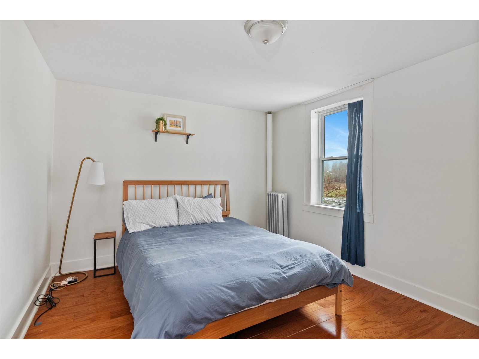 37a River Road