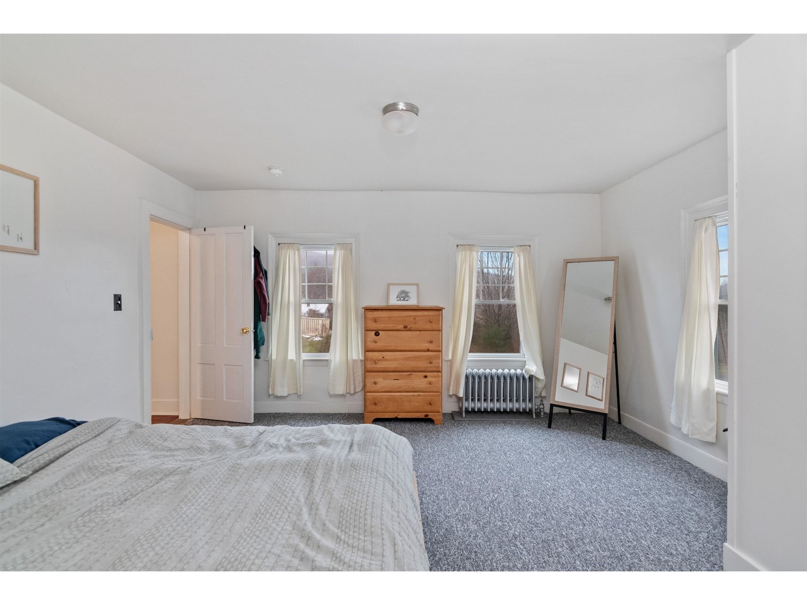 37a River Road