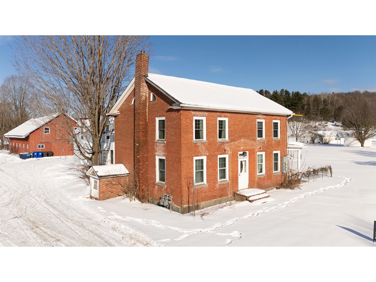 37a River Road
