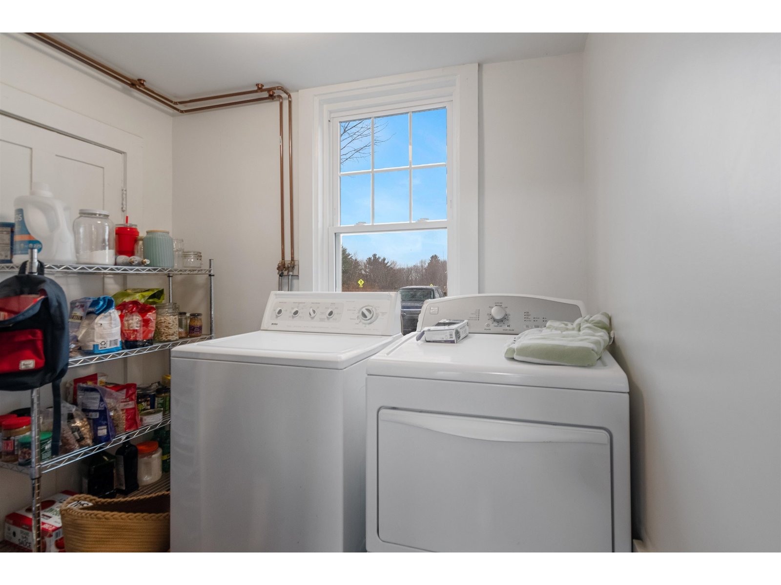 37a River Road
