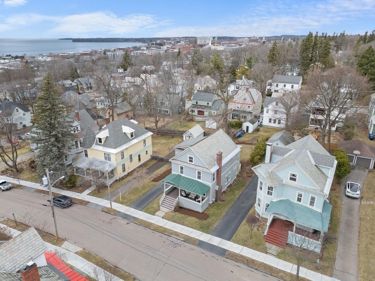 38 Bayview Street