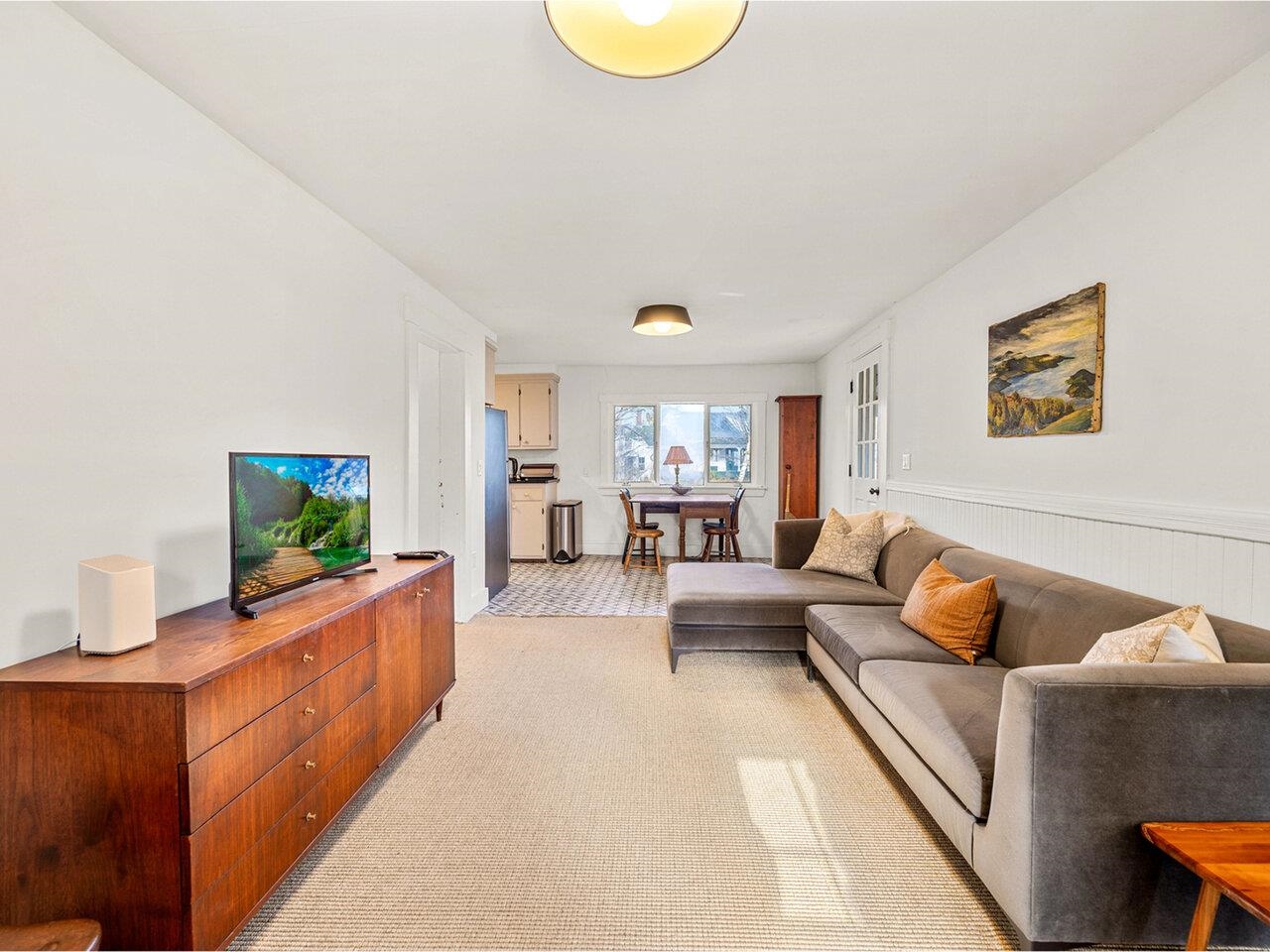 38 Beach Road