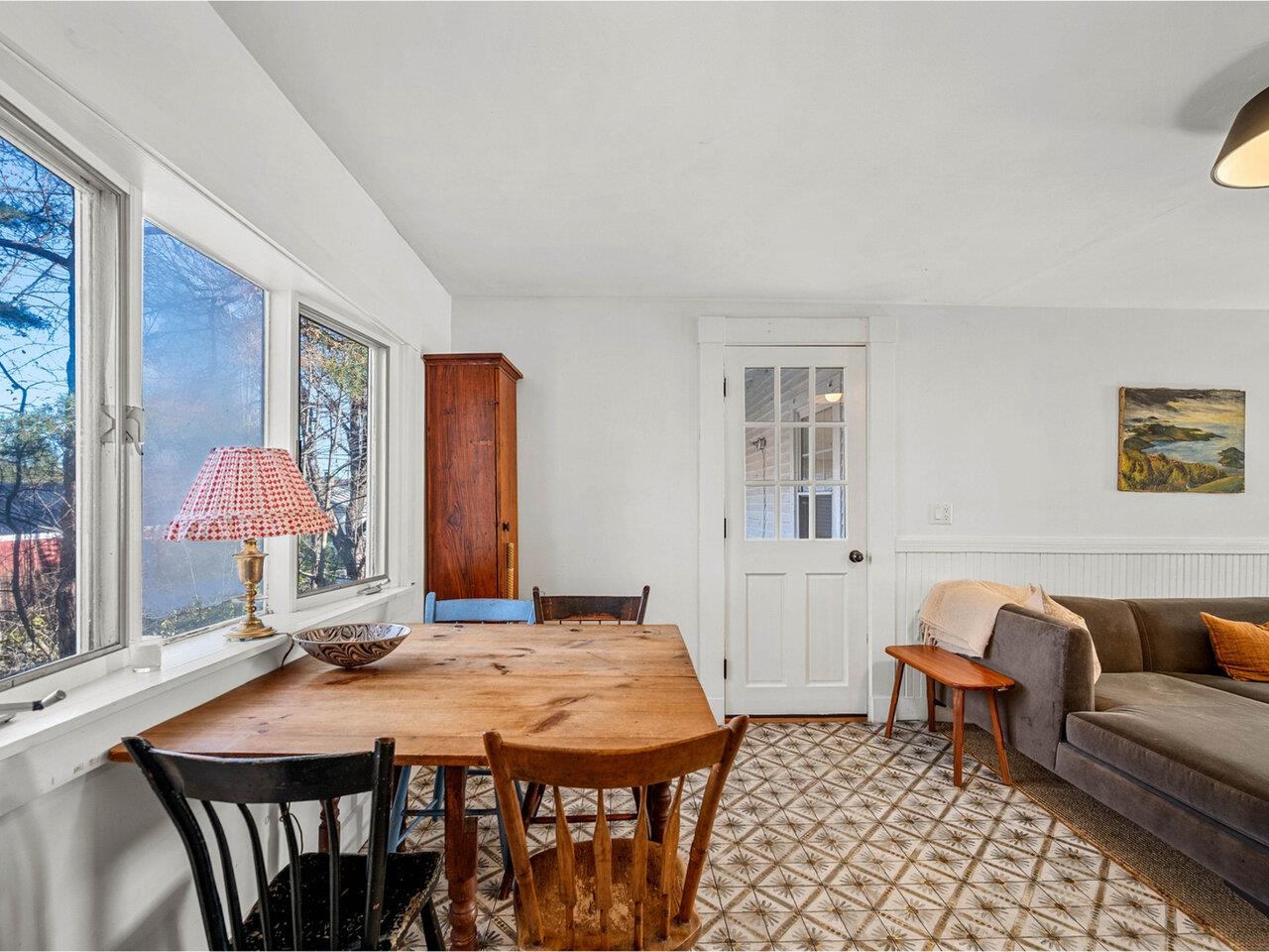 38 Beach Road