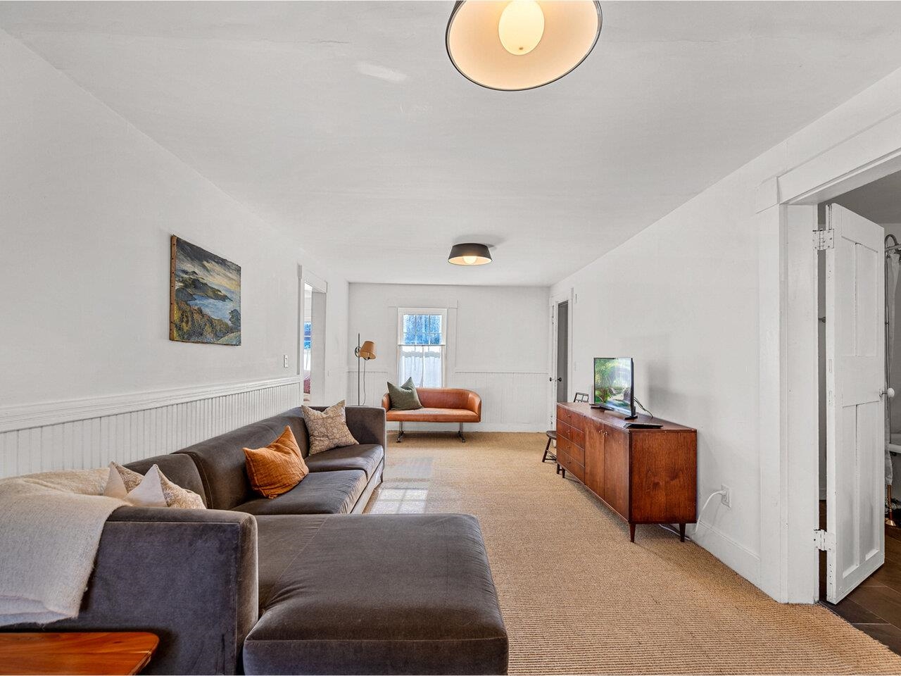 38 Beach Road
