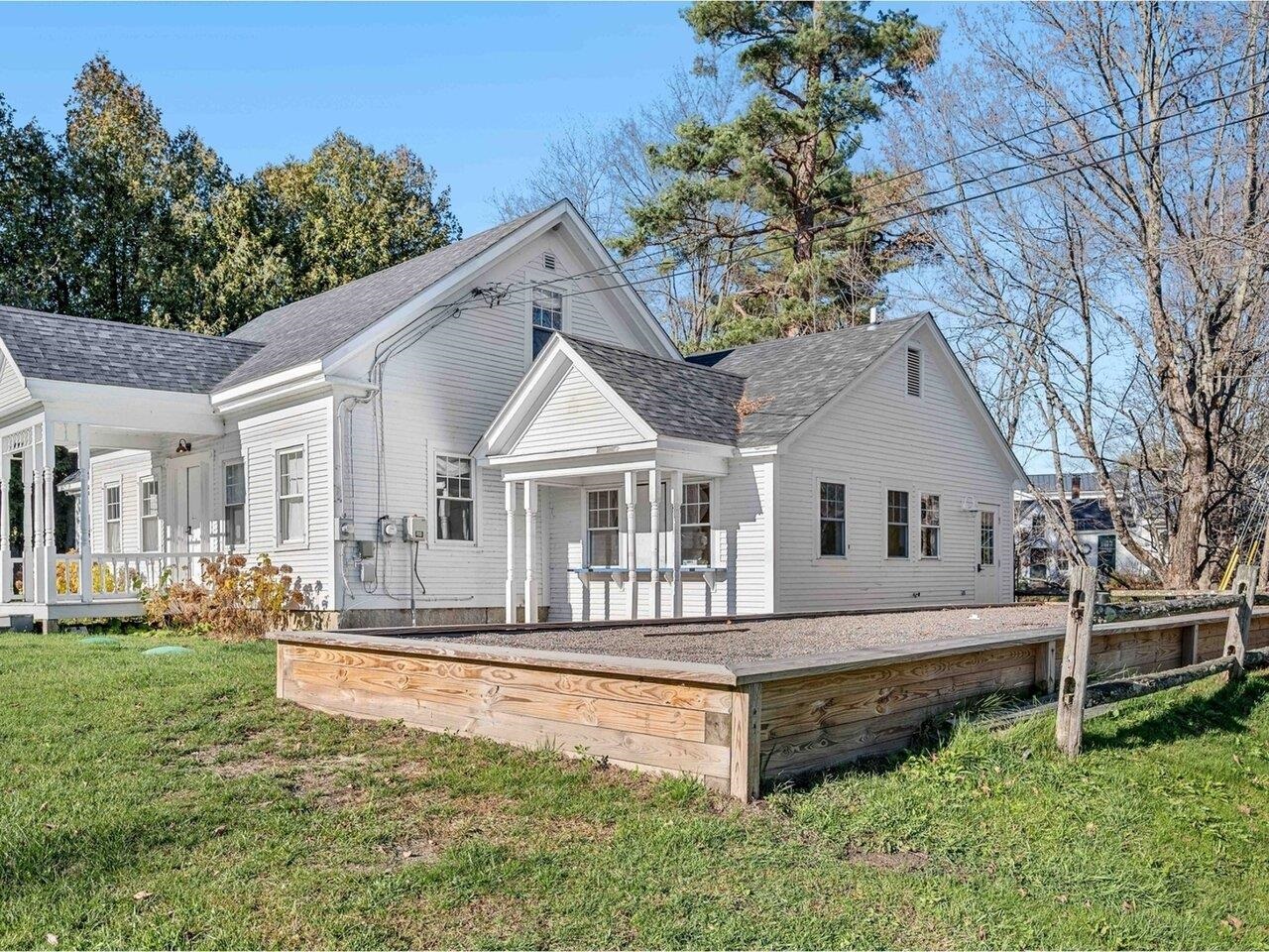 38 Beach Road