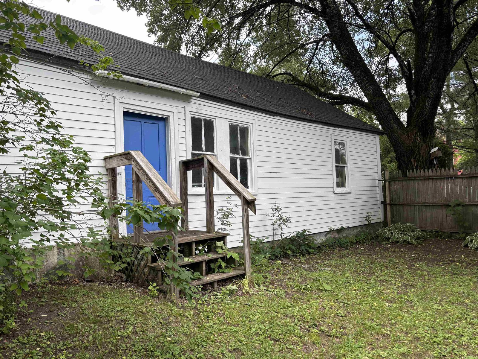 38 Clarks Avenue