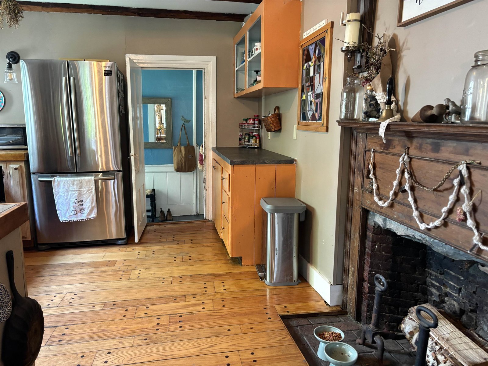 Kitchen with fireplace