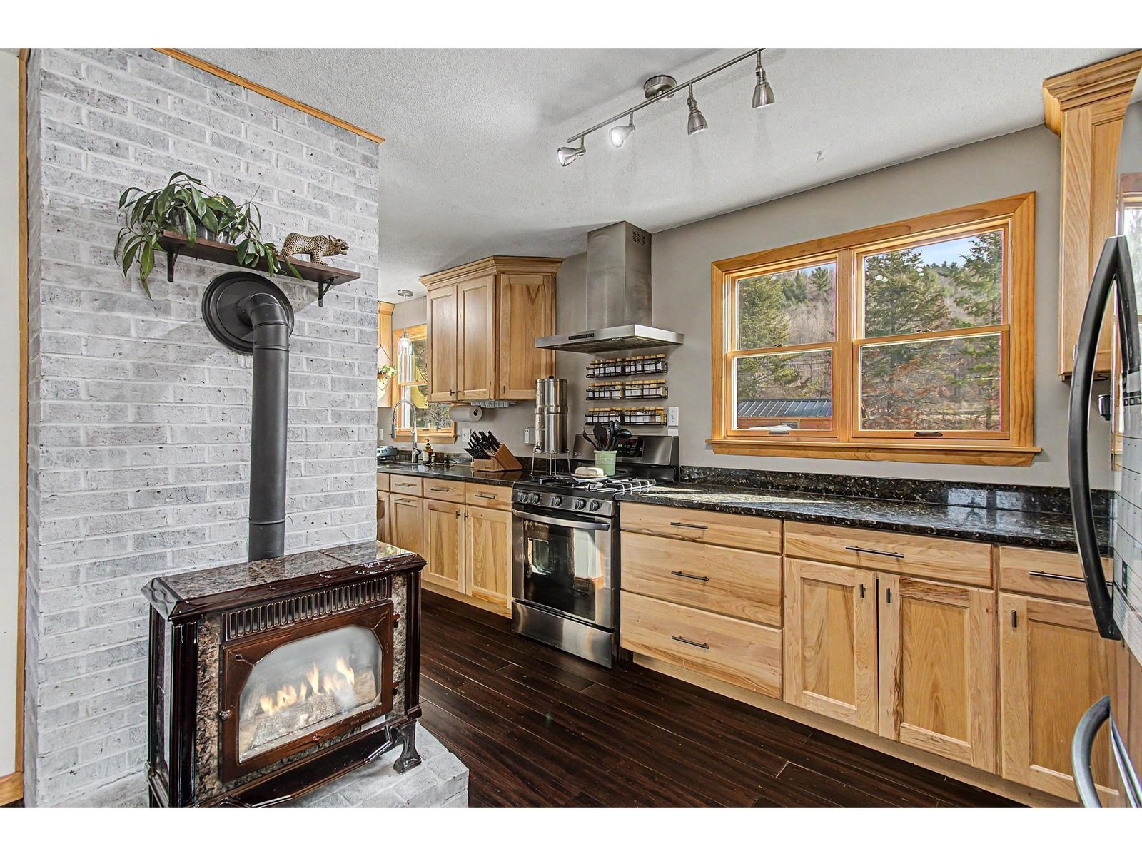 38 Hickory Place