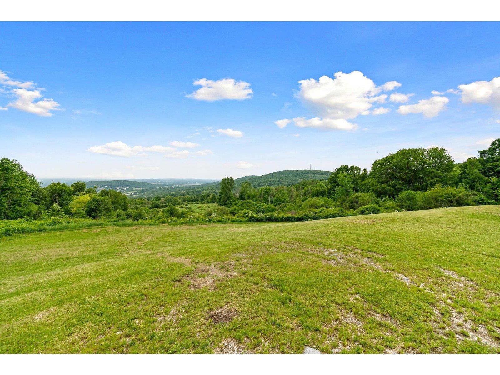 38 Hillcrest Heights
