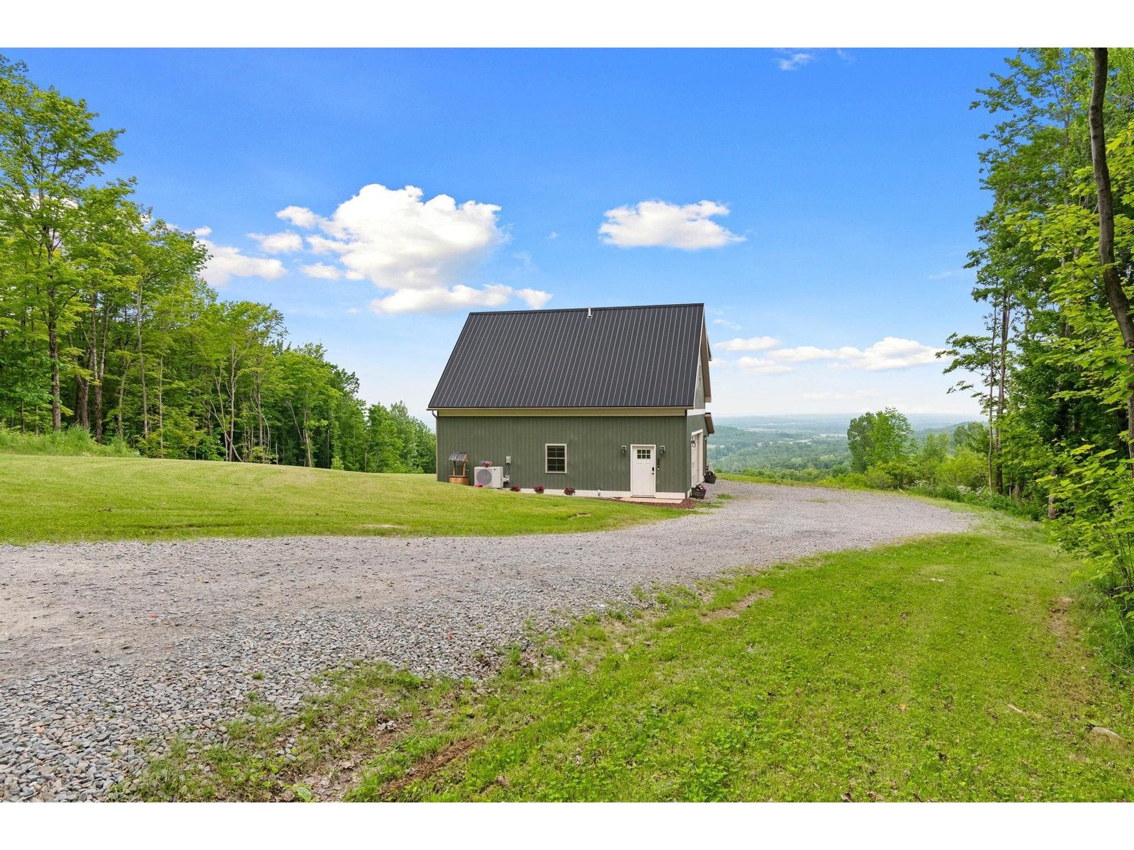 38 Hillcrest Heights
