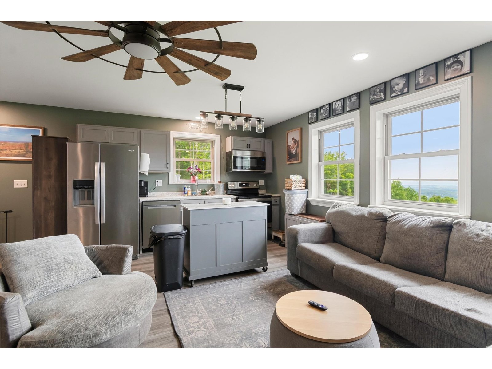 38 Hillcrest Heights