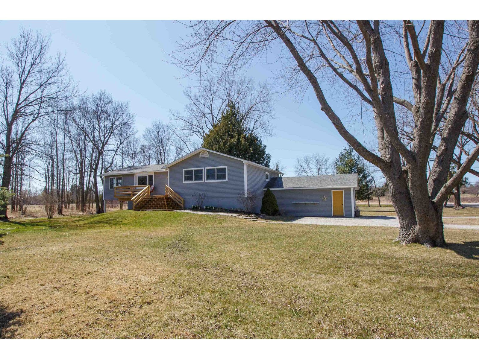 38 Holiday Point Road