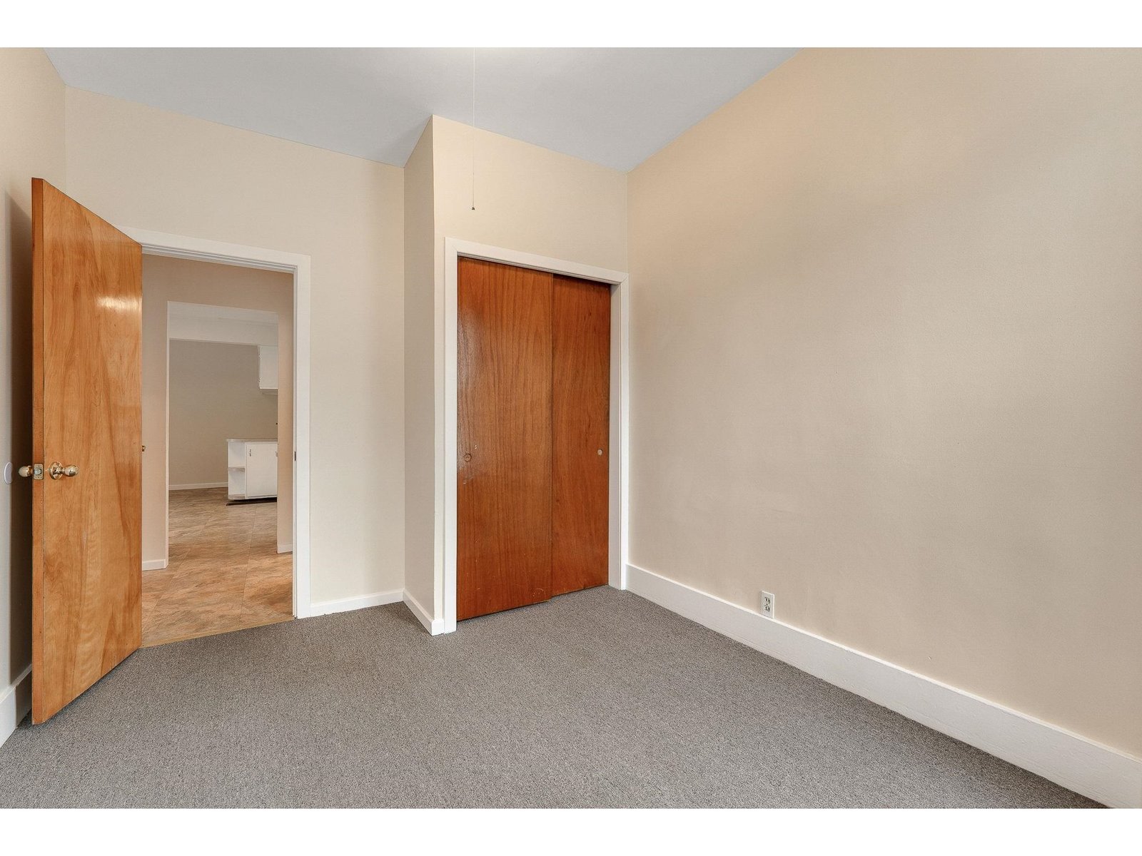 38 Long Street