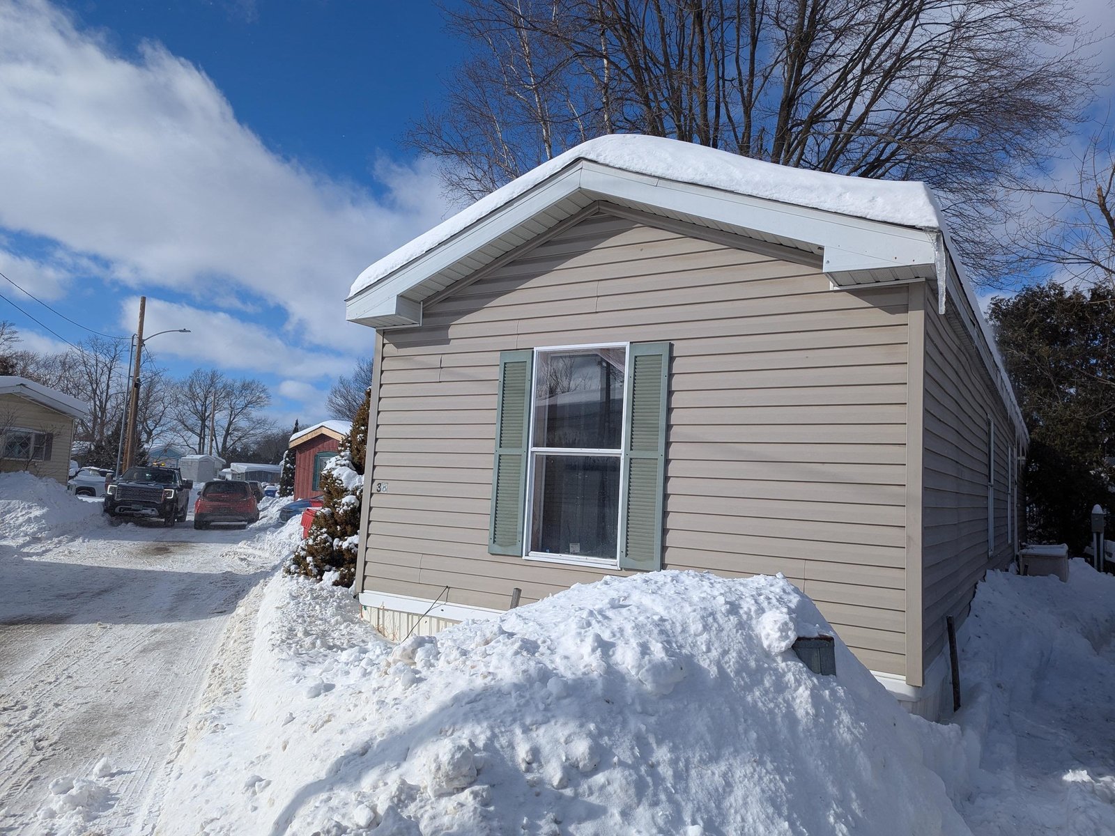 38 Mount Mansfield Avenue